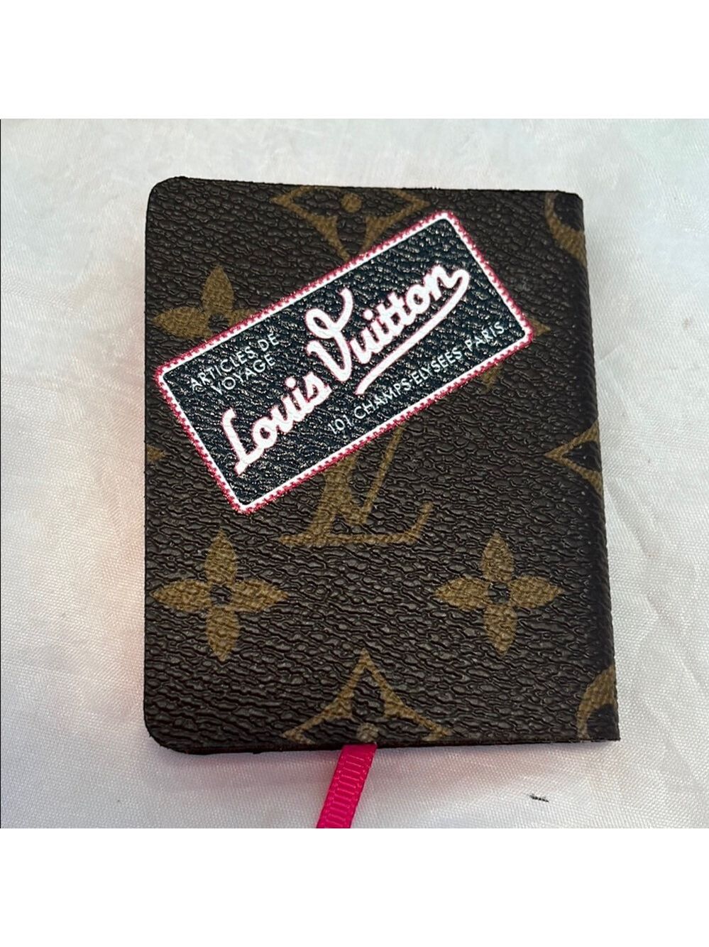 Louis Vuitton Mini Jules Notebook - Picture 3 of 9